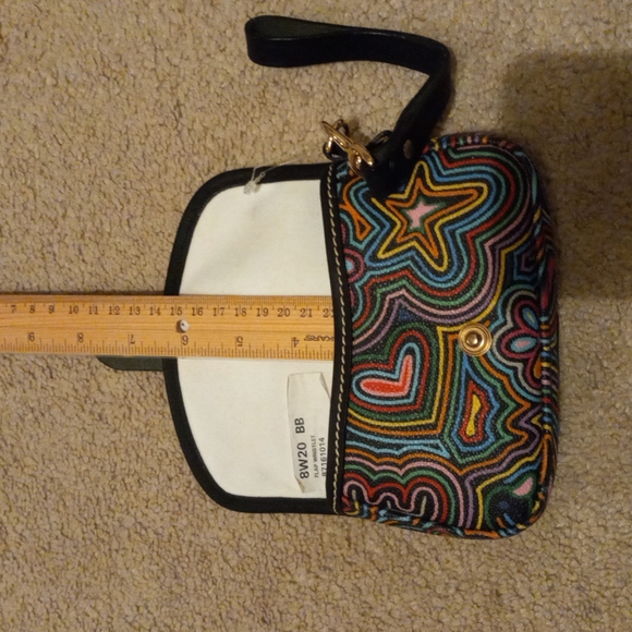 Dooney & Bourke Flap-Wristlet (NWOT) - Picture 6 of 16